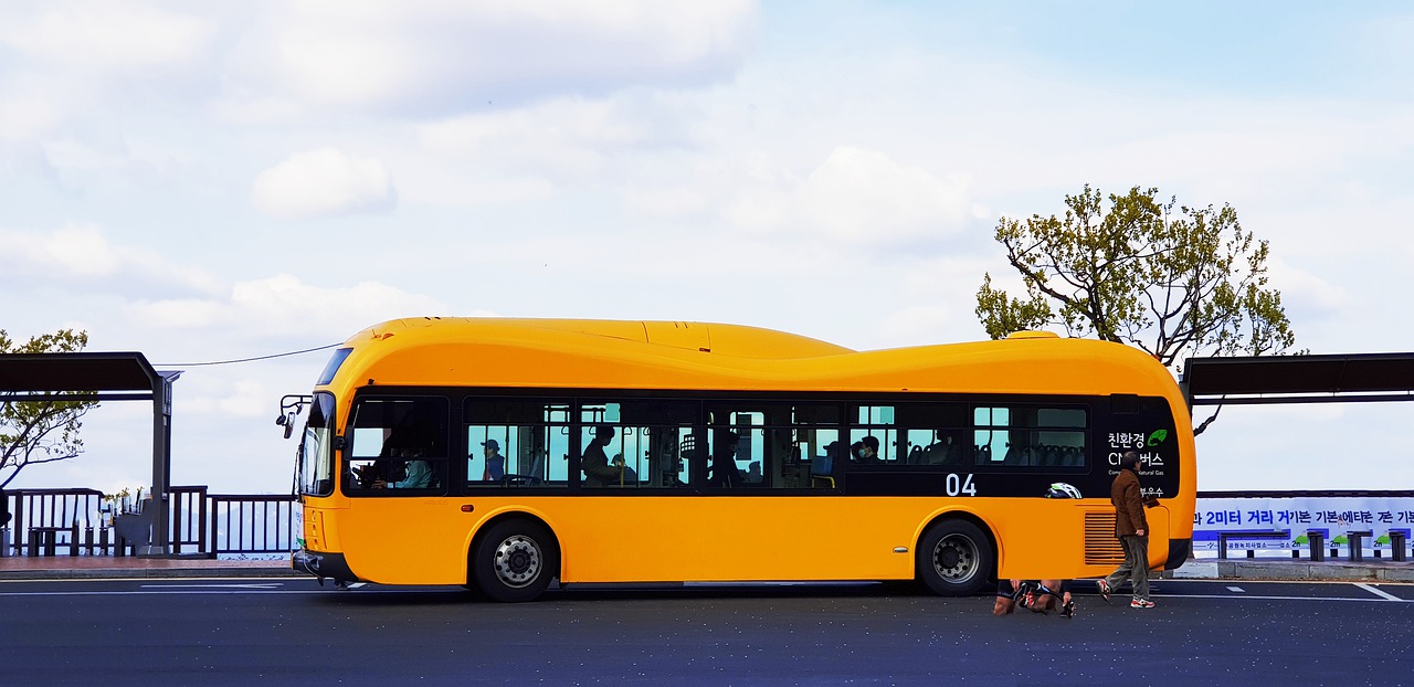 bus-5169670_1280
